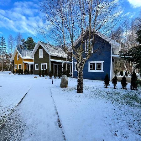 Folgi - Domki Kopalino Villa Buitenkant foto