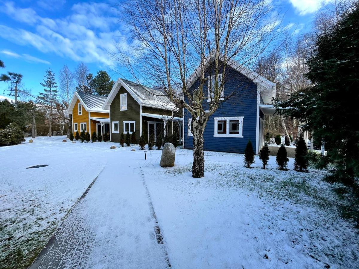 Folgi - Domki Kopalino Villa Buitenkant foto